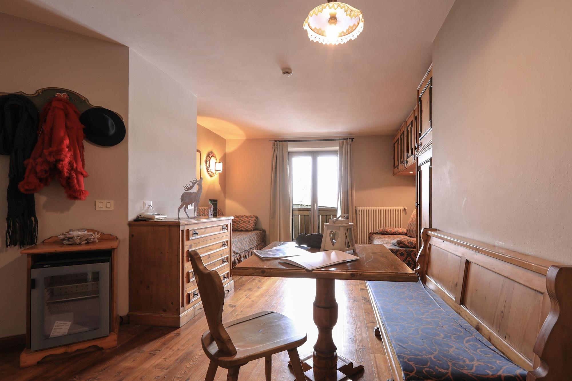 Hotel Perla Madonna Εξωτερικό φωτογραφία