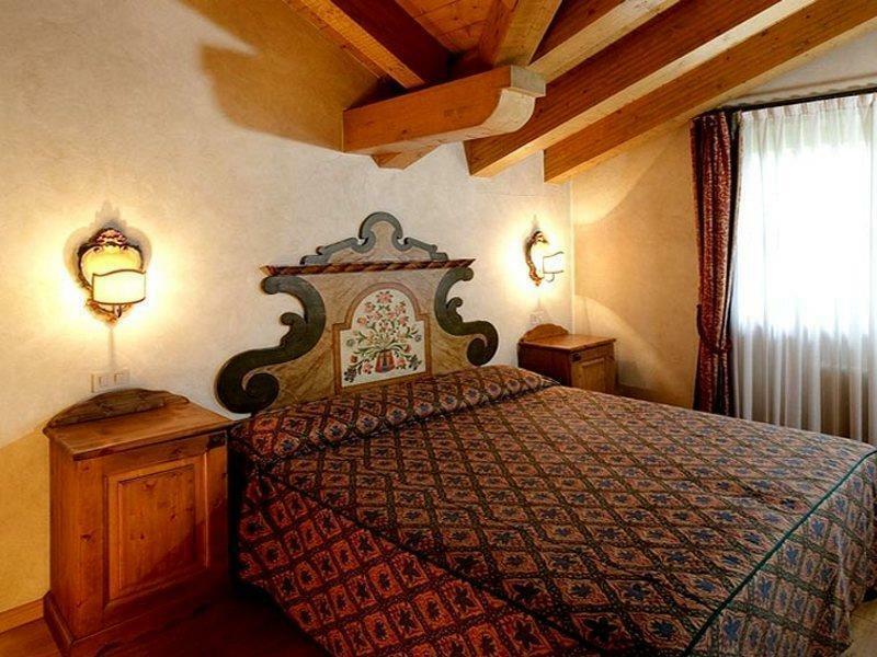 Hotel Perla Madonna Εξωτερικό φωτογραφία