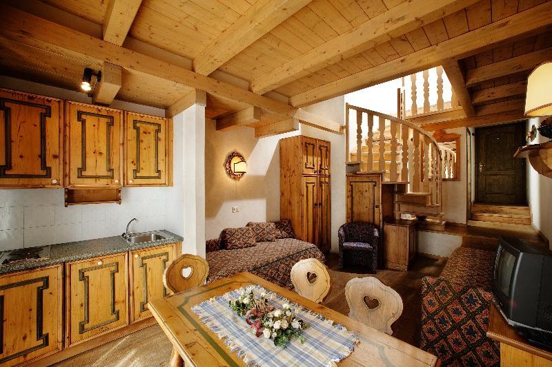 Hotel Perla Madonna Εξωτερικό φωτογραφία