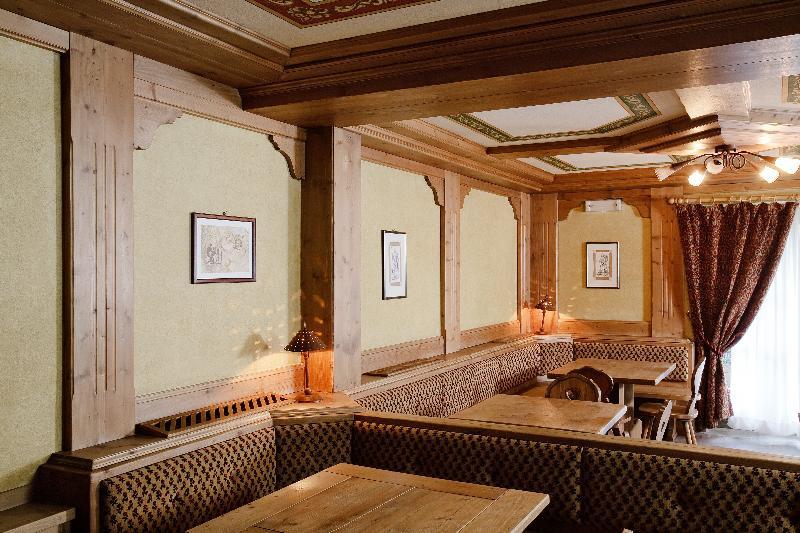 Hotel Perla Madonna Εξωτερικό φωτογραφία